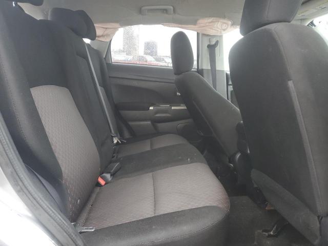 Mitsubishi Outlander Se Image 4