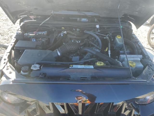 Jeep Wrangler Sahara Image 6