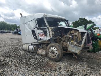  Salvage Volvo Vnr