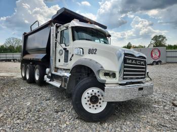  Salvage Mack 700 Gu700