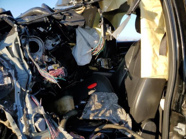 Chevrolet Suburban C1500 Ls Image 7