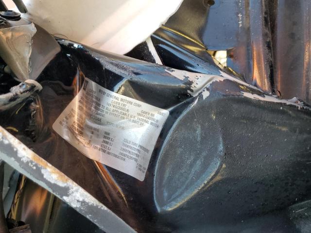 Chevrolet Suburban C1500 Ls Image 13