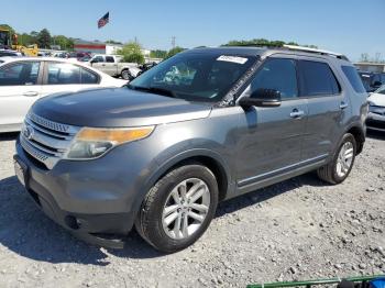  Salvage Ford Explorer