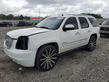  Salvage GMC Yukon