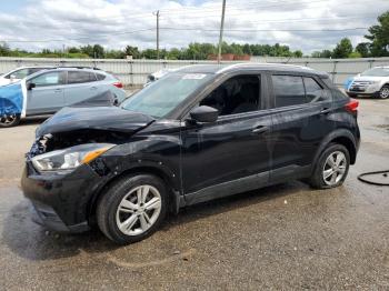  Salvage Nissan Kicks