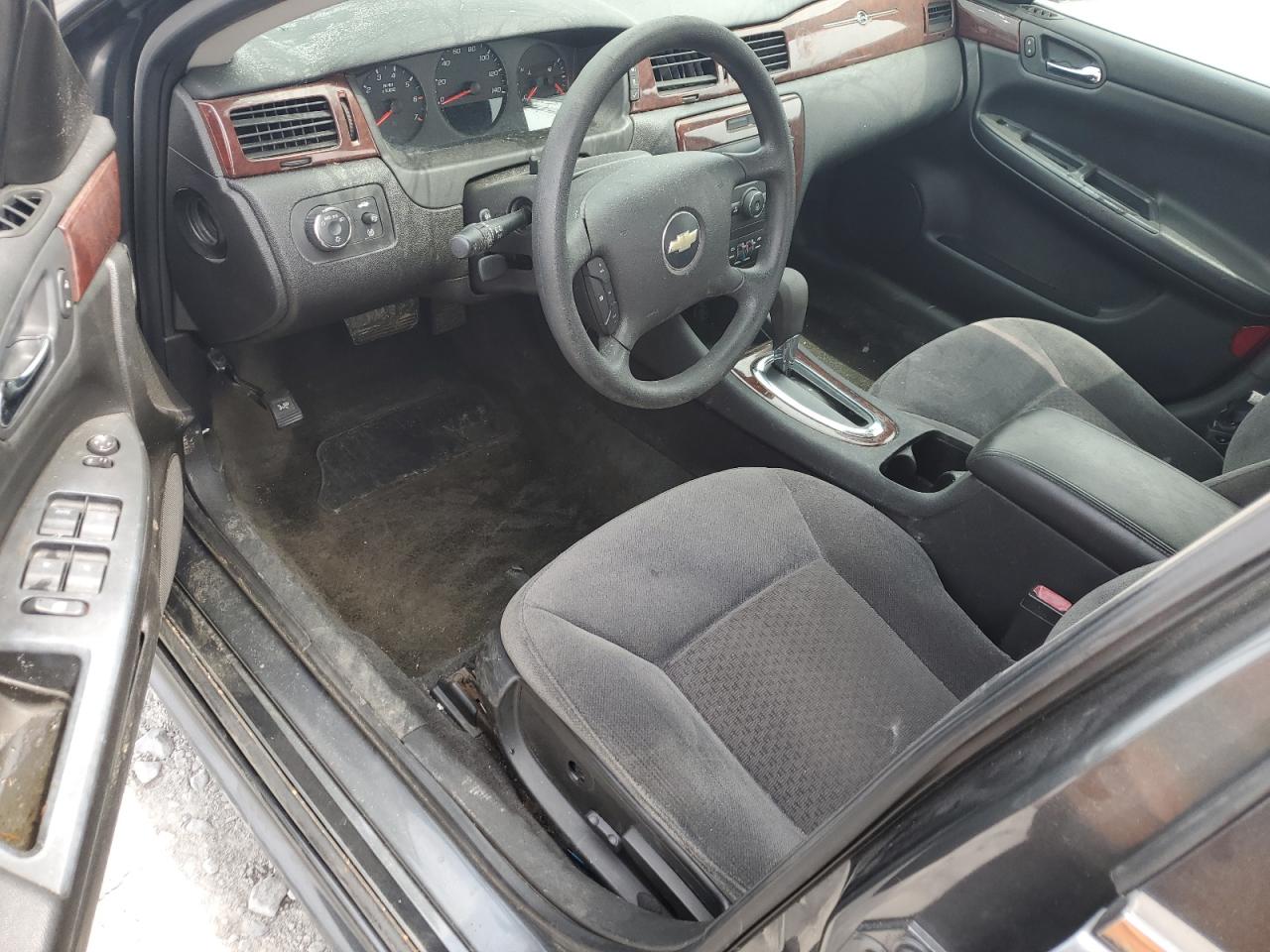 Chevrolet Impala Ls Image 12