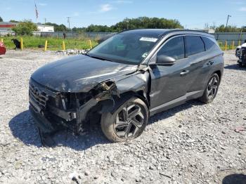  Salvage Hyundai TUCSON