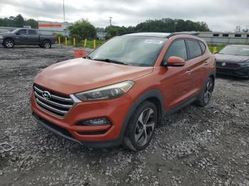  Salvage Hyundai TUCSON