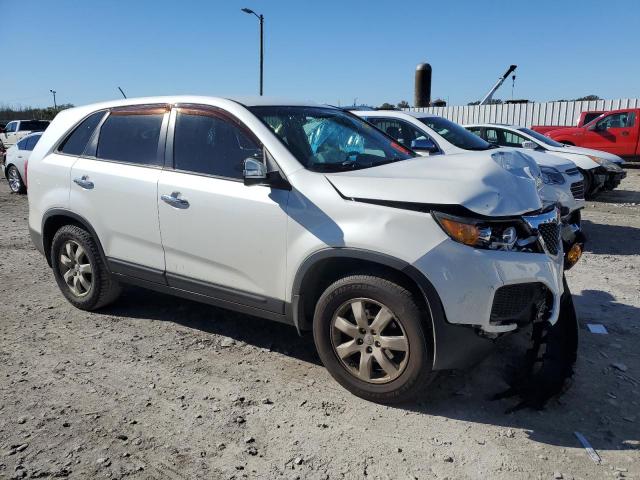 Kia Sorento Base Image 3