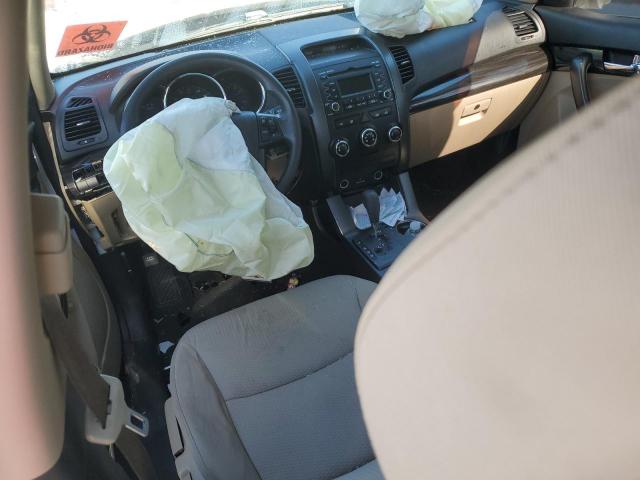 Kia Sorento Base Image 4