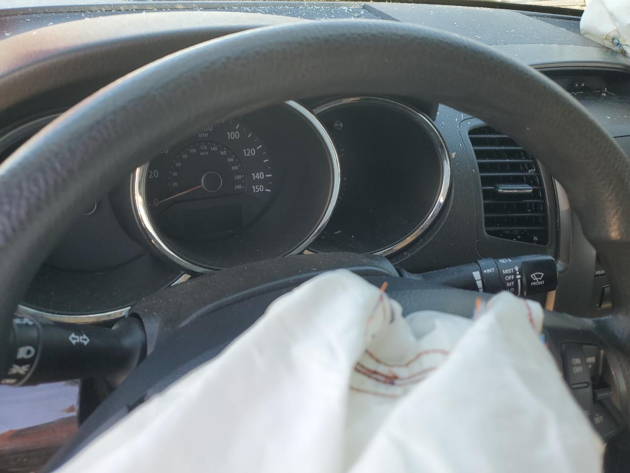 Kia Sorento Base Image 10