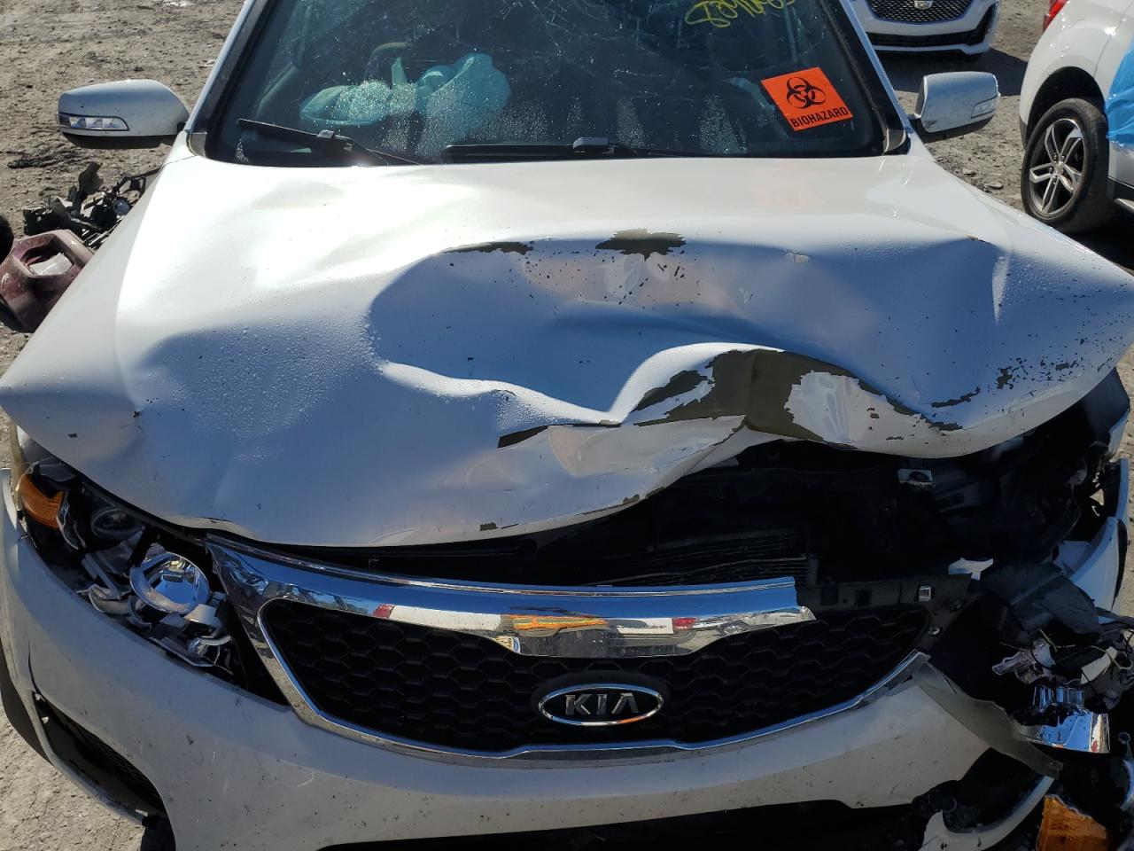 Kia Sorento Base Image 8