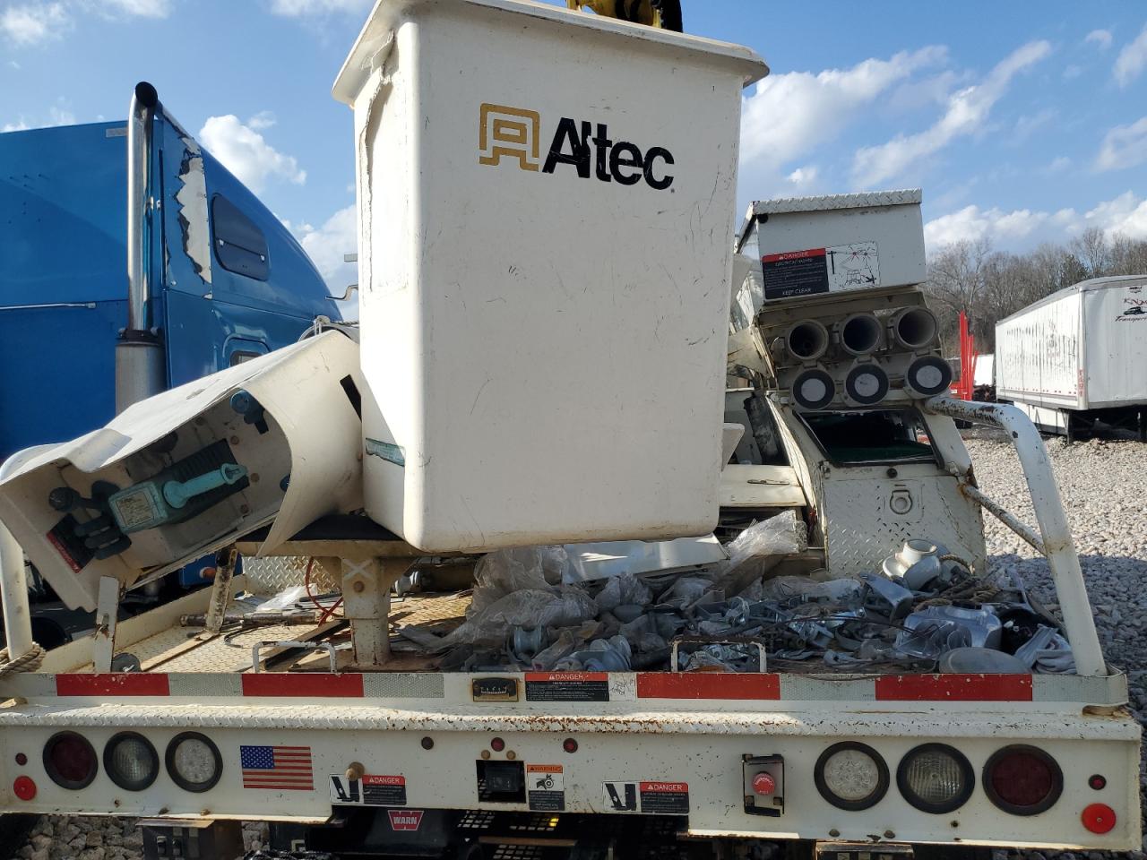 Freightliner M2 106 Medium Duty Image 5