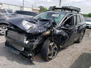  Salvage Hyundai TUCSON