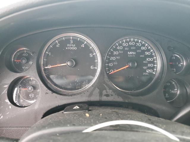 GMC Yukon Denali Image 11