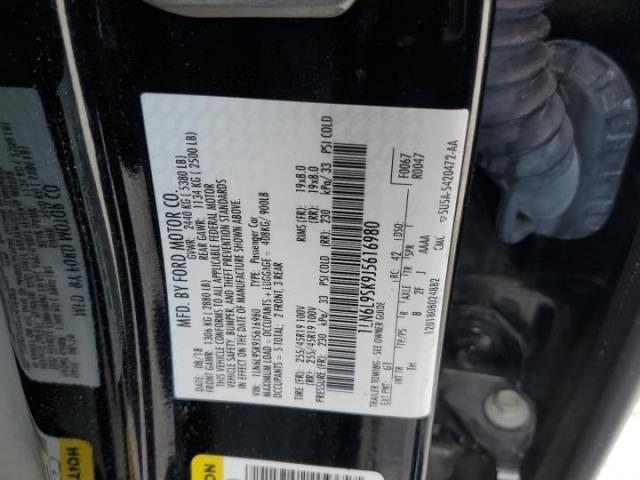 Lincoln Continental Select Image 2