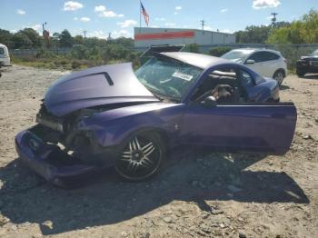 Salvage Ford Mustang