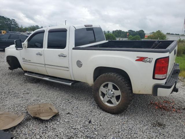 GMC Sierra K2500 Denali Image 7