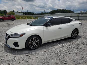  Salvage Nissan Maxima