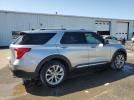 Ford Explorer Platinum Image 13
