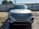 Ford Explorer Platinum Image 12