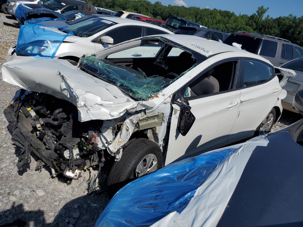 Hyundai ELANTRA Se Image 1