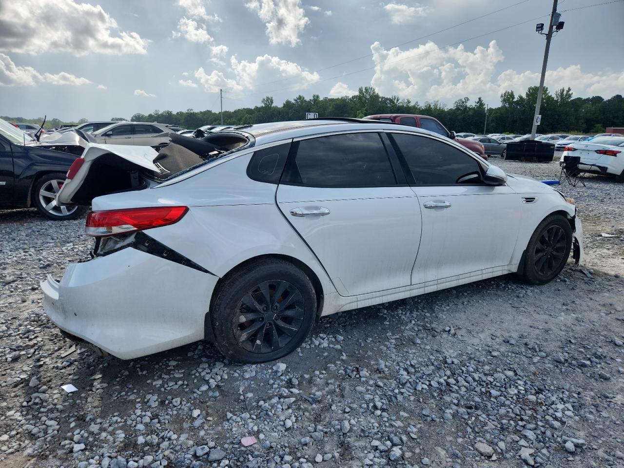 Kia Optima Ex Image 3