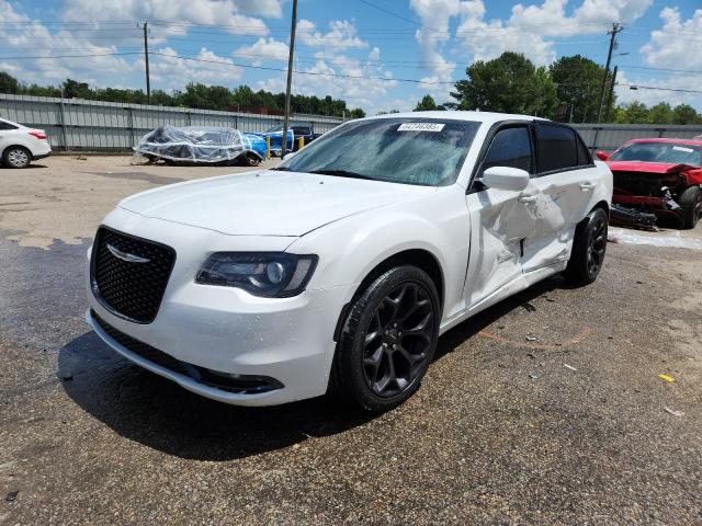  Salvage Chrysler 300