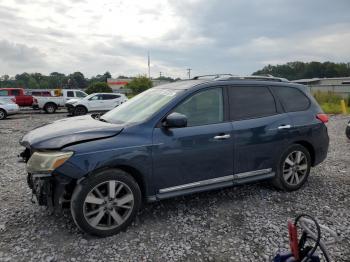  Salvage Nissan Pathfinder