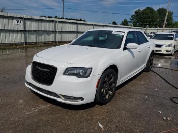  Salvage Chrysler 300