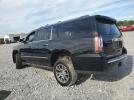 GMC Yukon Denali Image 10