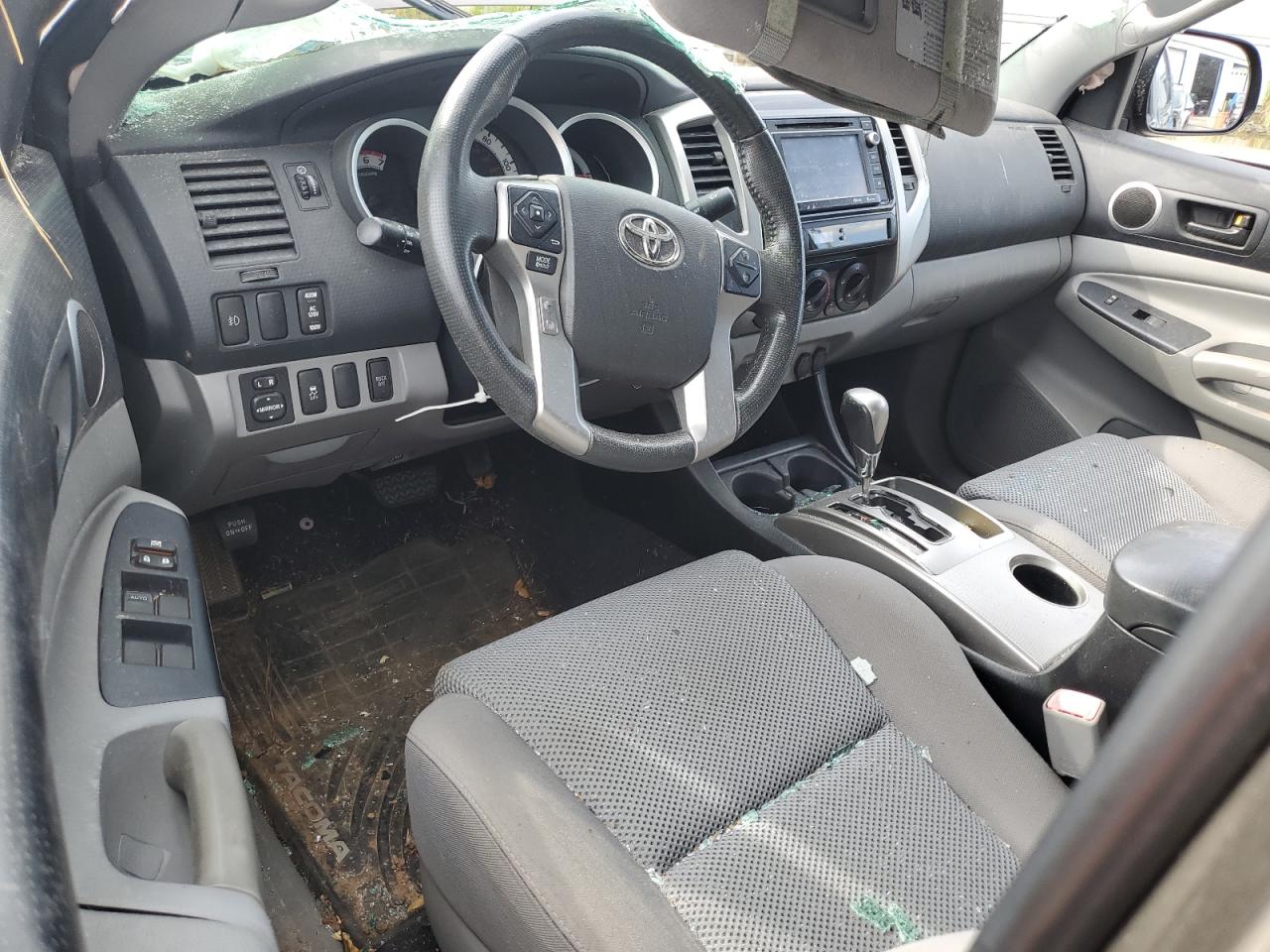 Toyota Tacoma Double Cab Long Bed Image 12