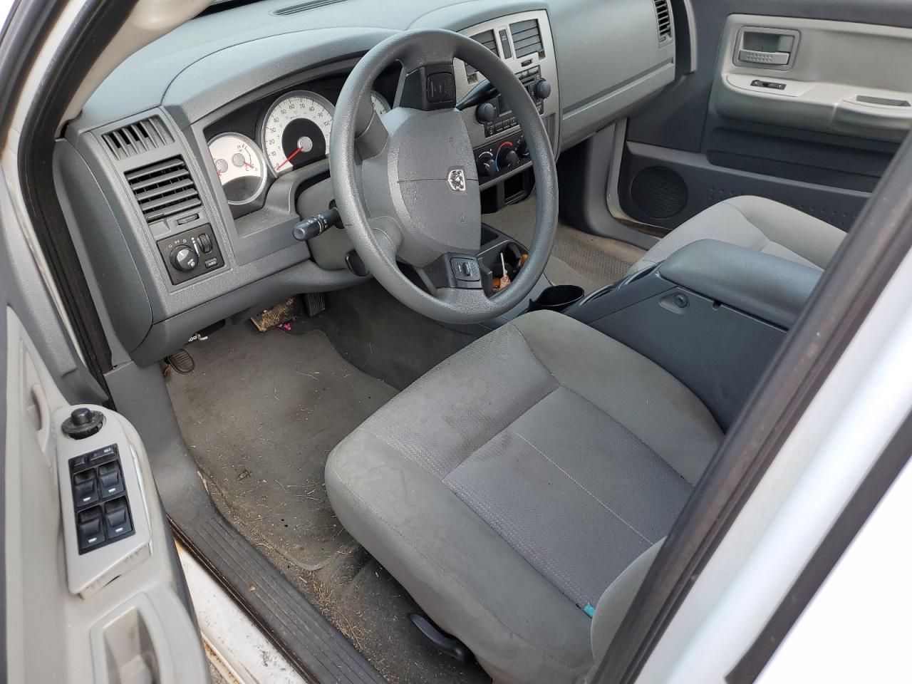 Dodge Dakota Quad Slt Image 7