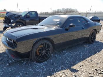  Salvage Dodge Challenger