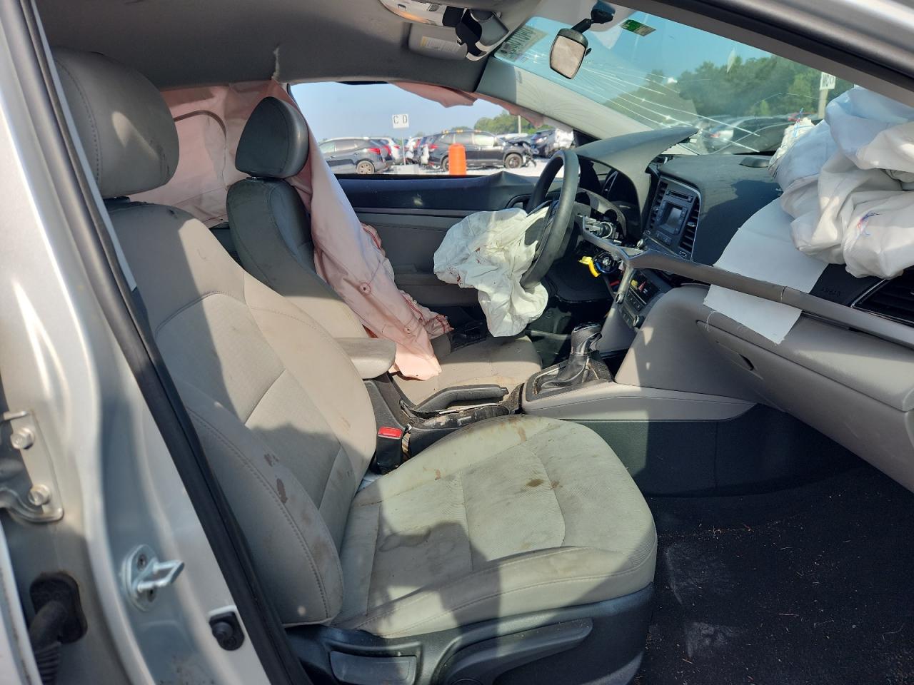 Hyundai ELANTRA Se Image 4