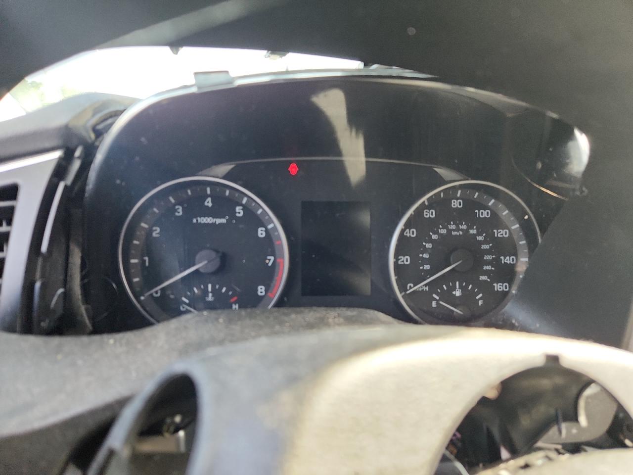 Hyundai ELANTRA Se Image 11