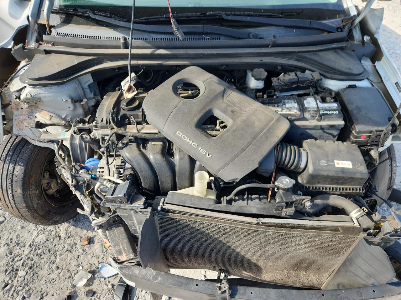 Hyundai ELANTRA Se Image 9