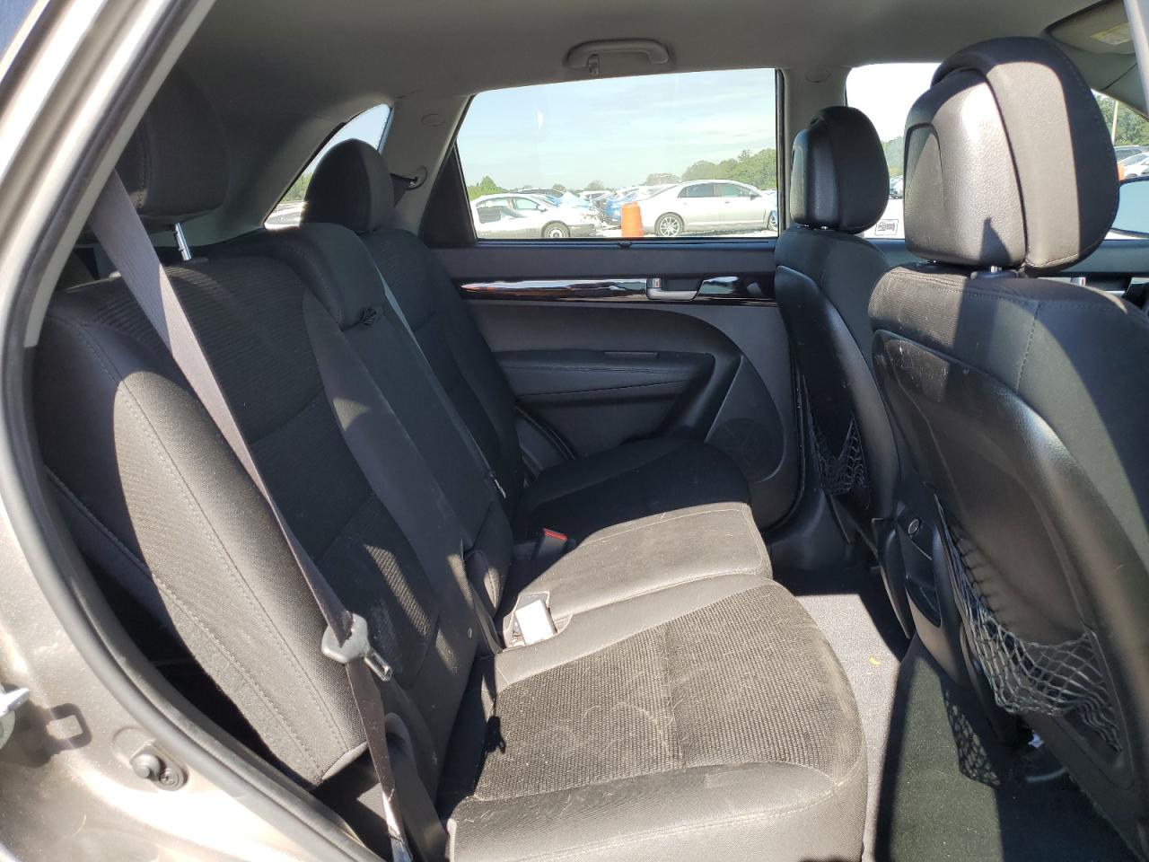 Kia Sorento Lx Image 13