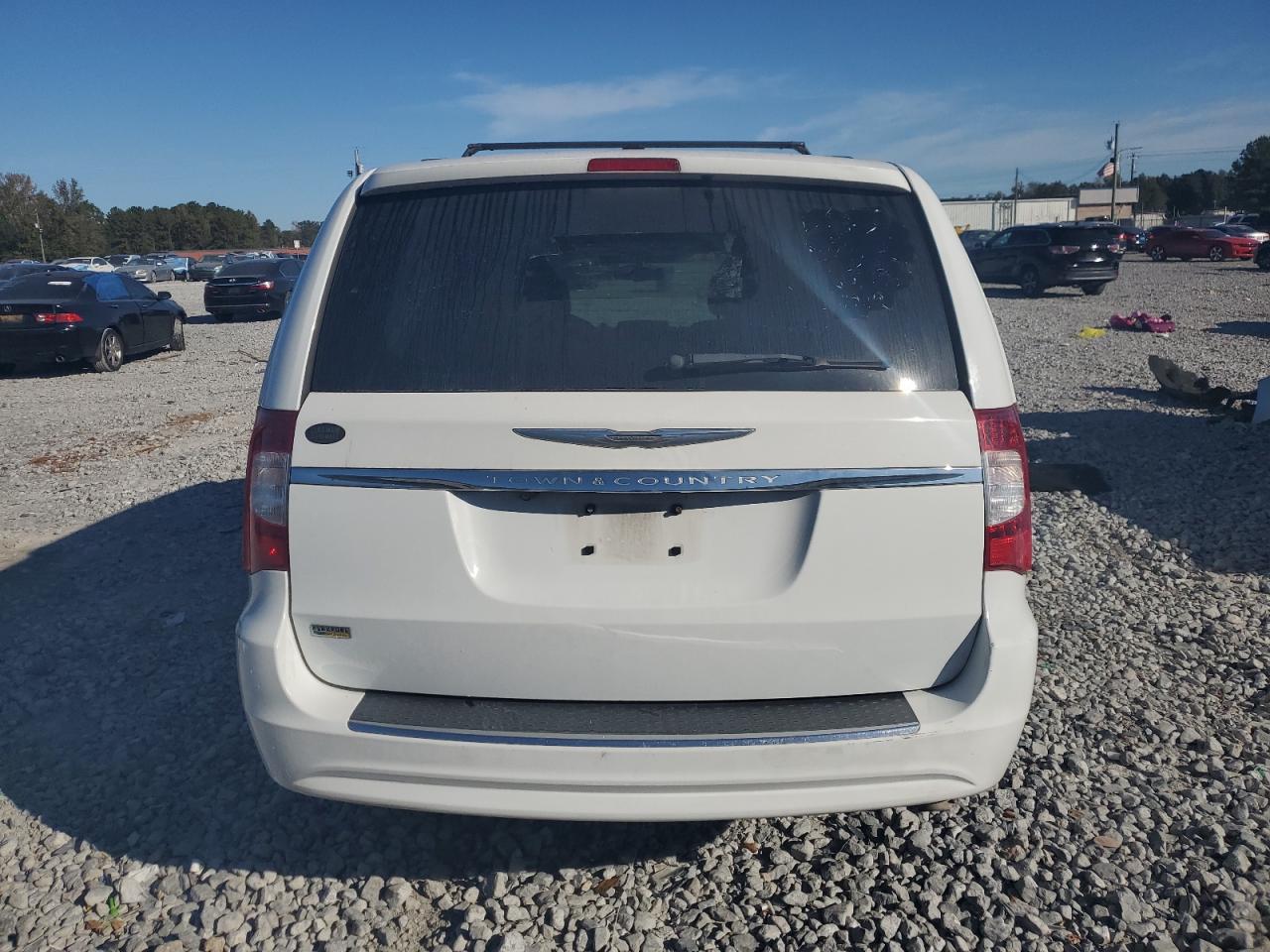 Chrysler Minivan Touring Image 13
