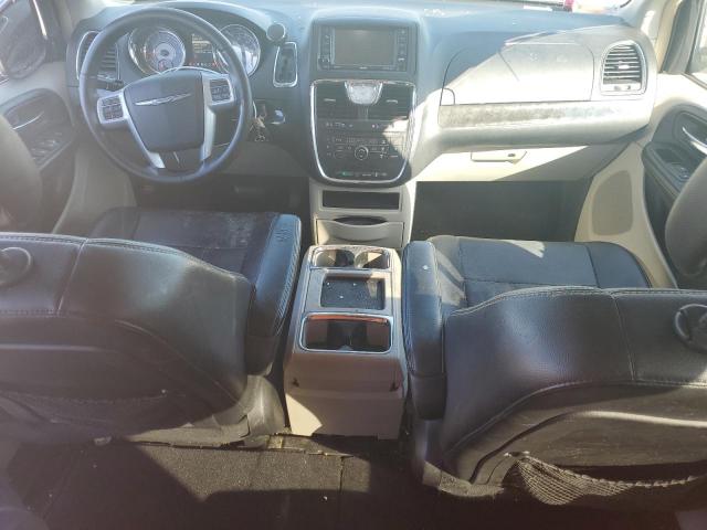 Chrysler Minivan Touring Image 7