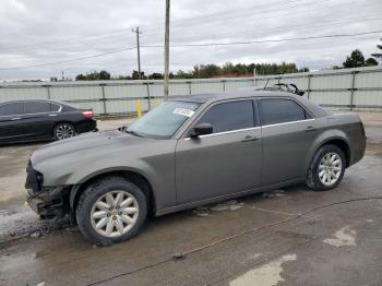  Salvage Chrysler 300