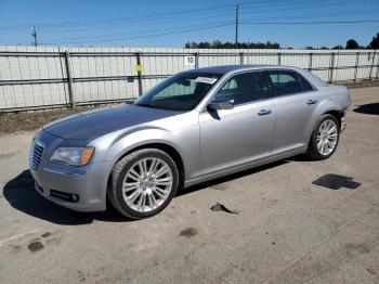  Salvage Chrysler 300