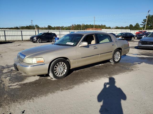  Salvage Lincoln Towncar