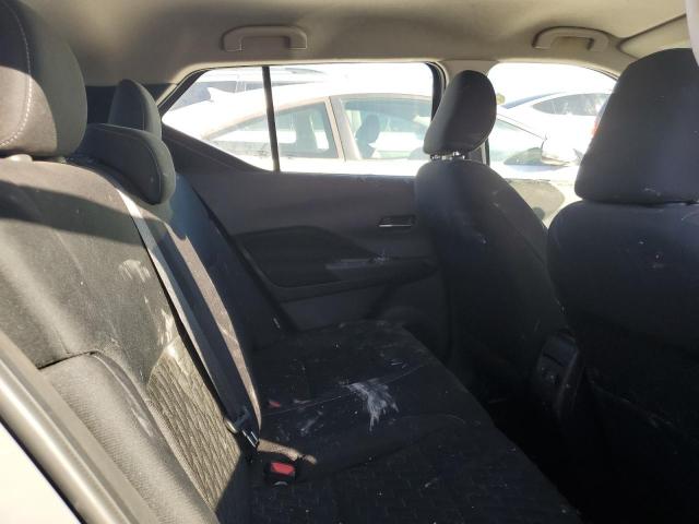 Nissan Kicks Sv Image 2