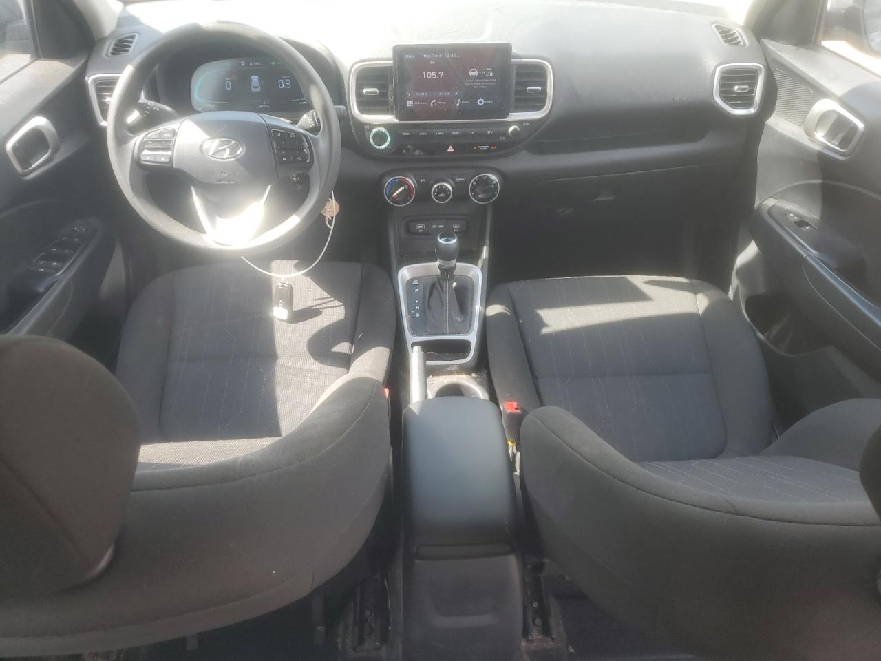 Hyundai VENUE Se Image 11