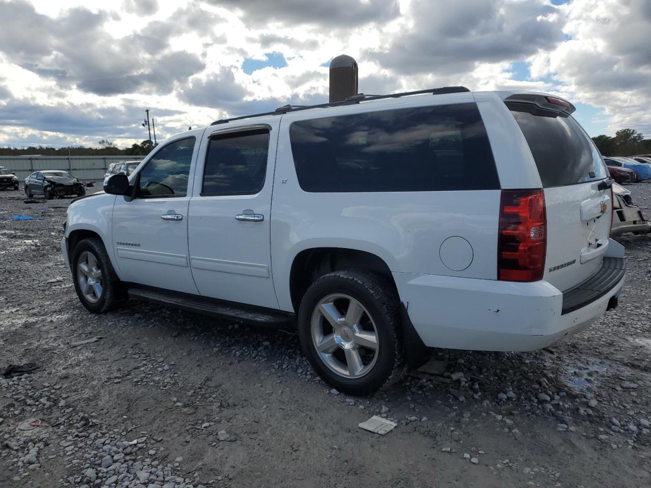 Chevrolet Suburban C1500 Lt Image 4