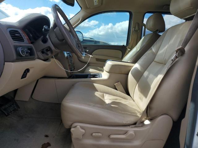 Chevrolet Suburban C1500 Lt Image 6