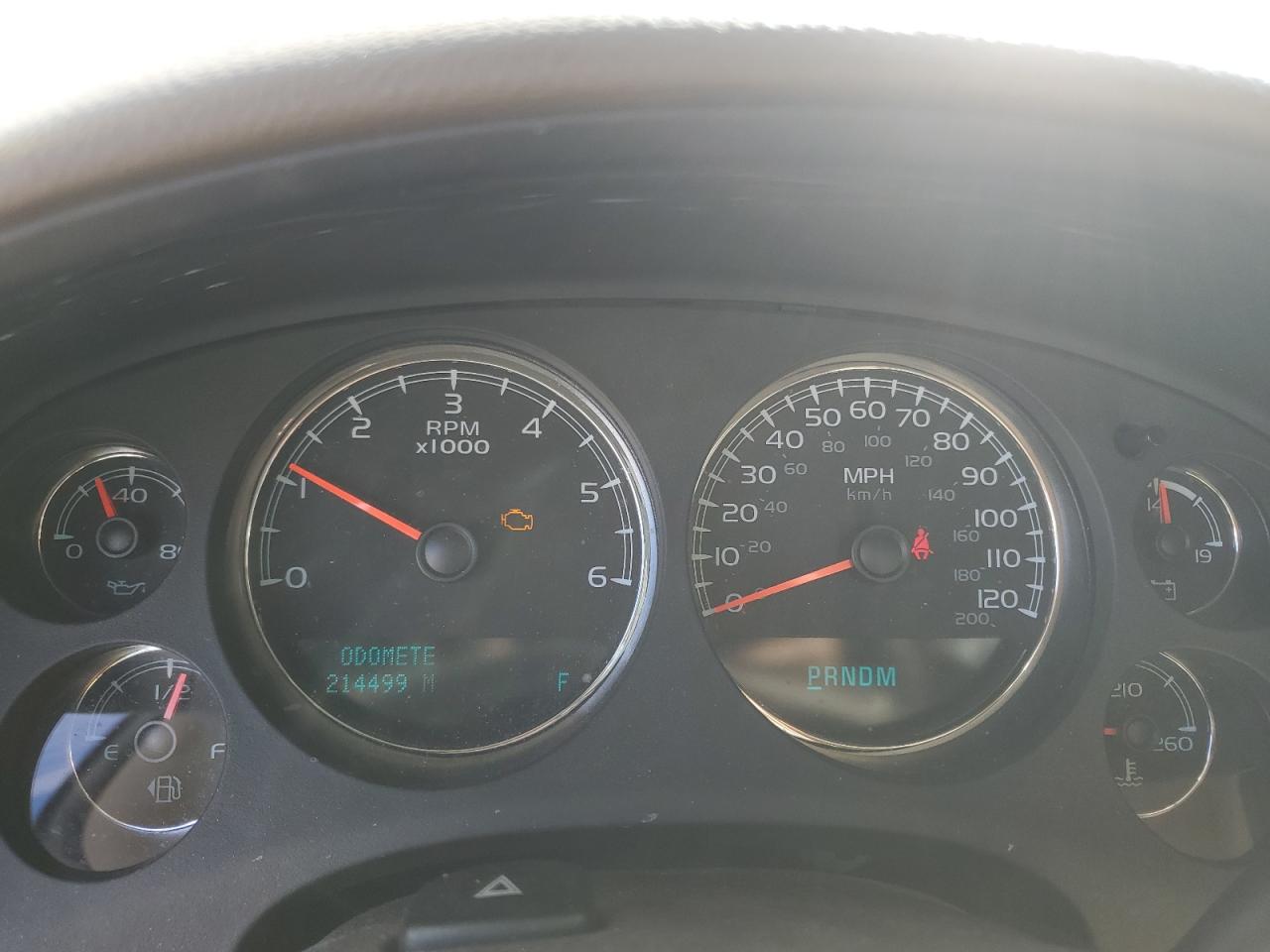 Chevrolet Suburban C1500 Lt Image 9