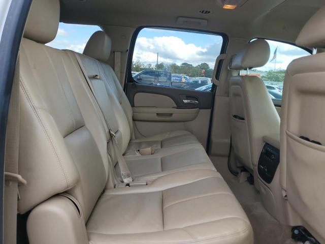 Chevrolet Suburban C1500 Lt Image 10