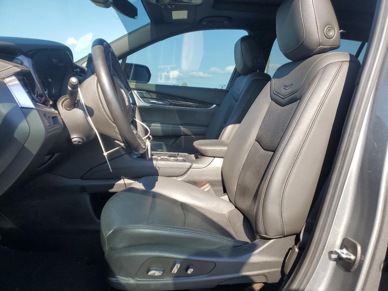 Cadillac XT6 Premium Luxury Image 10